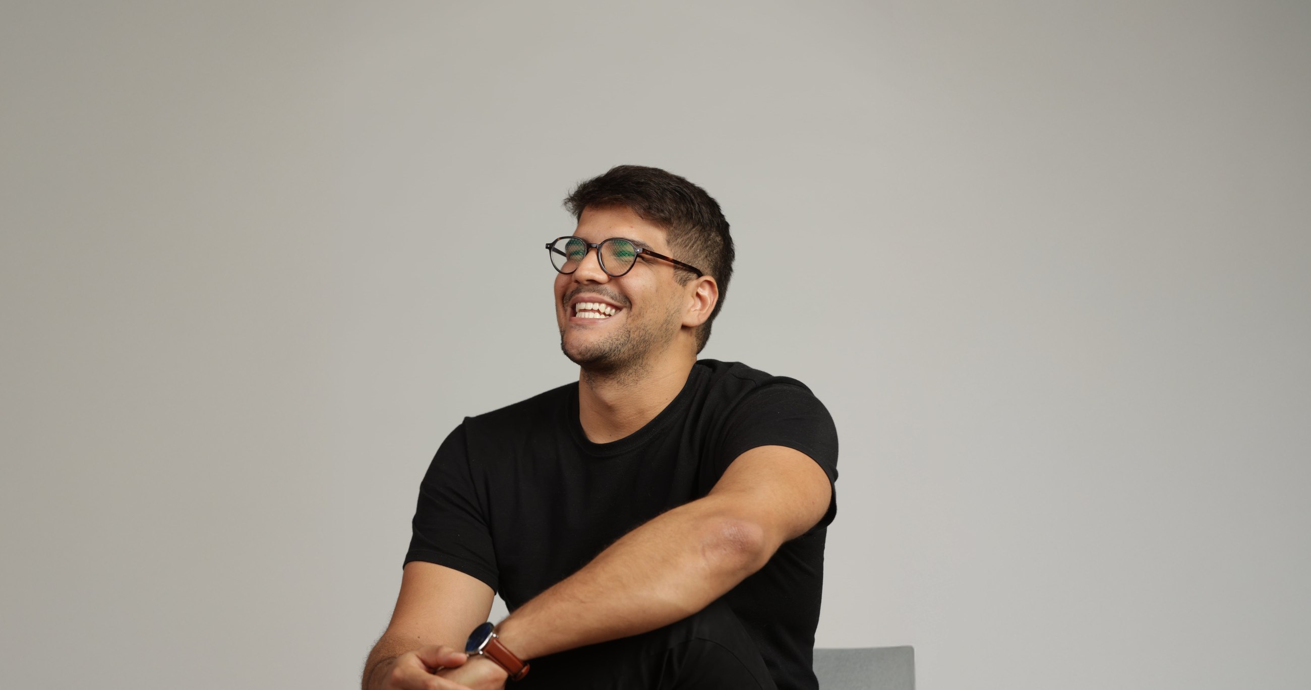 Mateus Franzé — freelance brand and launch designer based in Brazil